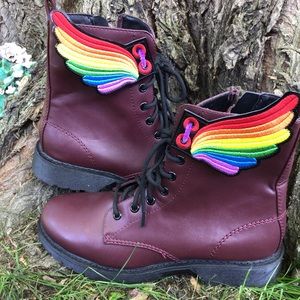 Handcrafted embroidered wings to decorate shoes /boots / skates